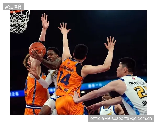 CBA新赛季：上海第一、第二，新风向下载！